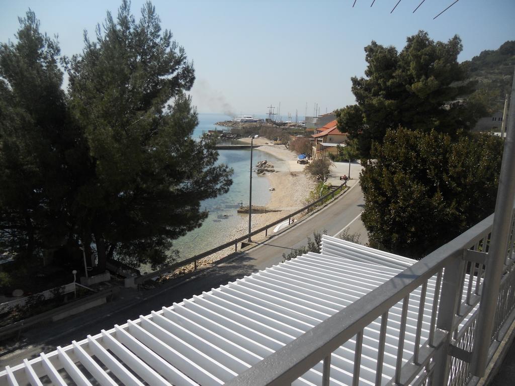 Apartments Nela Jesenice (Split-Dalmatia) Exterior foto