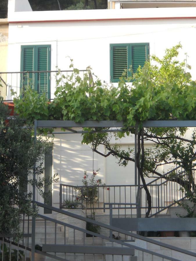Apartments Nela Jesenice (Split-Dalmatia) Exterior foto
