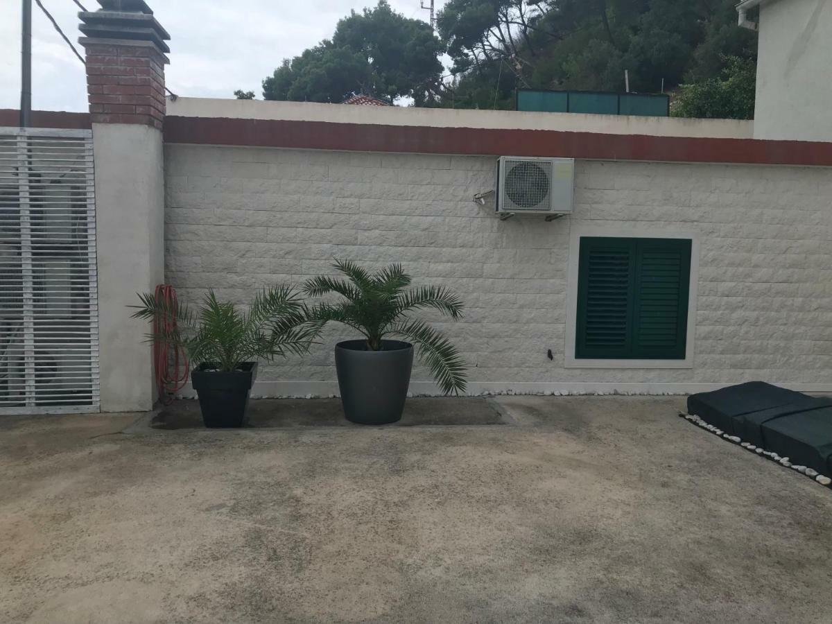 Apartments Nela Jesenice (Split-Dalmatia) Exterior foto